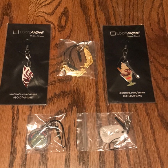 Phone charms - Picture 1 of 6